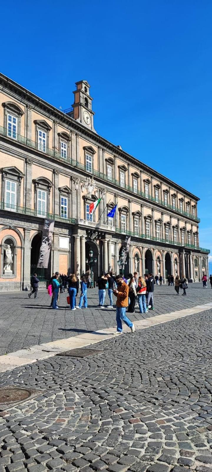 La Chicca Appartamento Intero Nei Quartieri Spagnoli Neapel Exterior foto